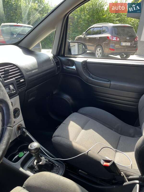 Минивэн Opel Zafira 2003 в Ужгороде фото 2 Минивэн Opel Zafira 2003 в Ужгороде