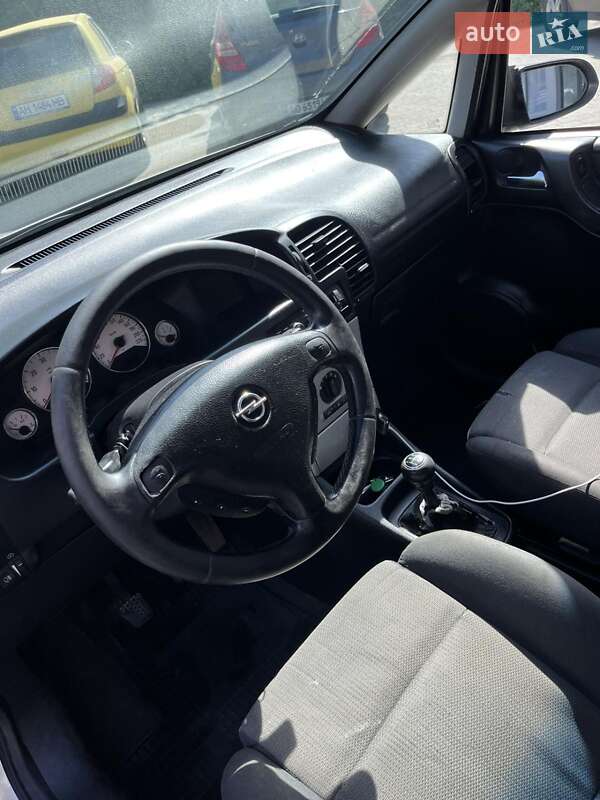 Минивэн Opel Zafira 2003 в Ужгороде фото 13 Минивэн Opel Zafira 2003 в Ужгороде