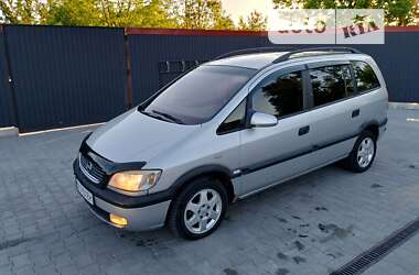 Мінівен Opel Zafira 2001 в Романіву