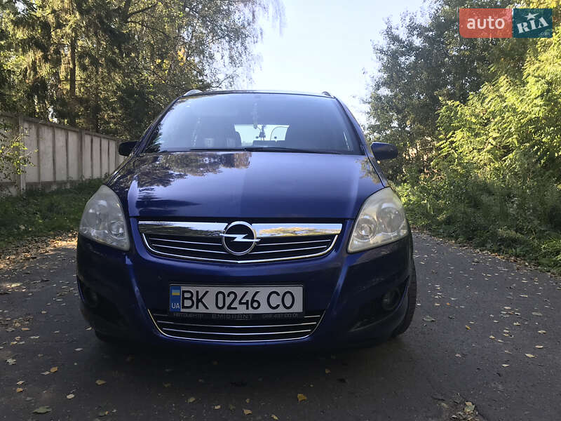 Минивэн Opel Zafira 2008 в Радивилове