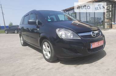 Минивэн Opel Zafira 2013 в Ровно