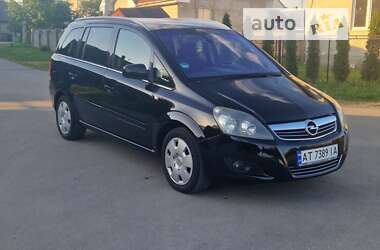 Мінівен Opel Zafira 2011 в Коломиї