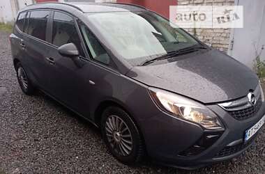 Минивэн Opel Zafira 2015 в Львове