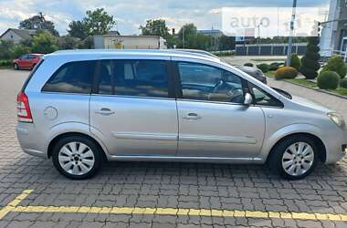 Минивэн Opel Zafira 2008 в Яворове