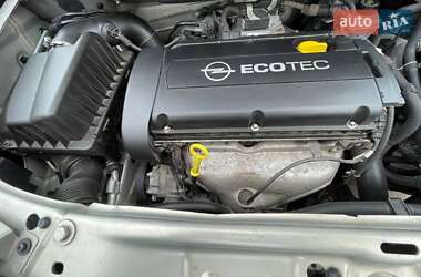 Минивэн Opel Zafira 2007 в 
