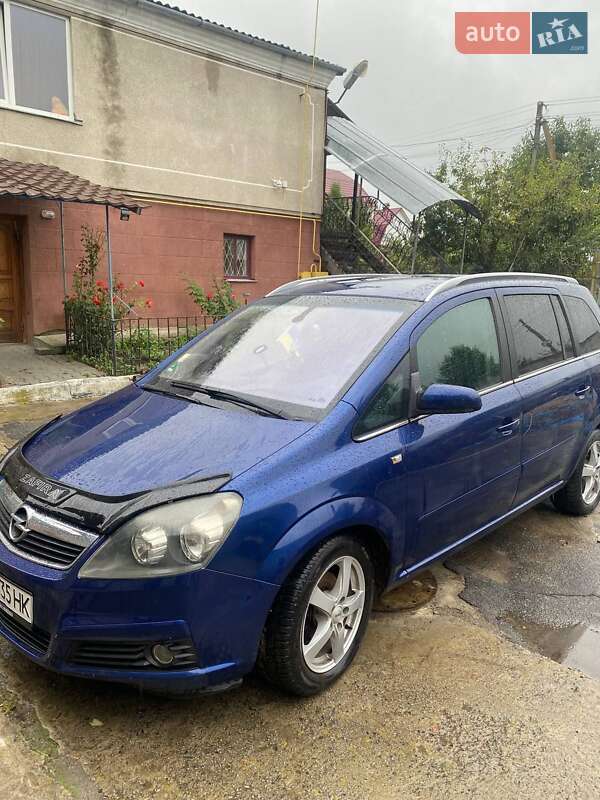 Мінівен Opel Zafira 2006 в Ізяславі