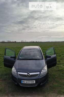 Мінівен Opel Zafira 2010 в Тернополі