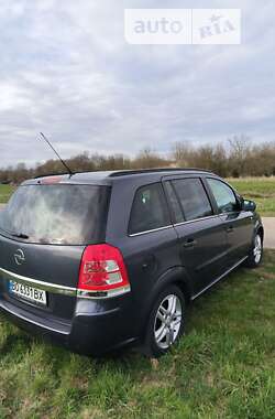 Мінівен Opel Zafira 2010 в Тернополі