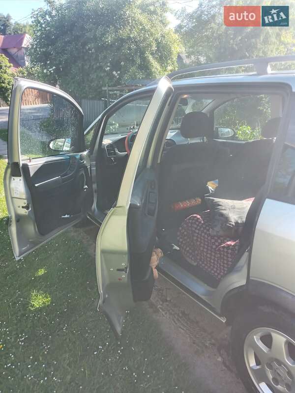 Мінівен Opel Zafira 1999 в Івано-Франківську