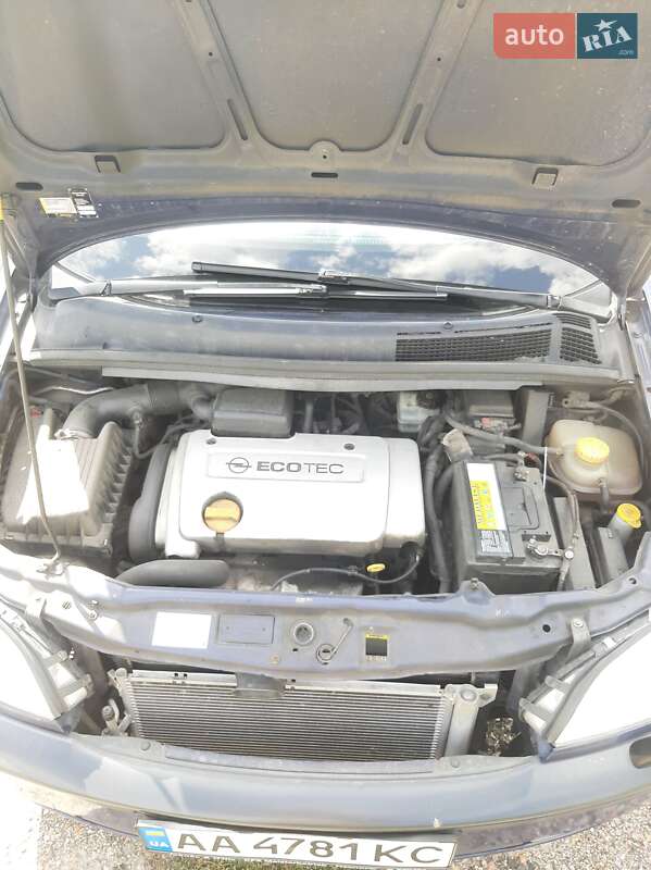 Минивэн Opel Zafira 2004 в Броварах