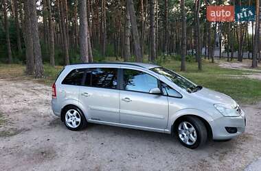 Минивэн Opel Zafira 2008 в 