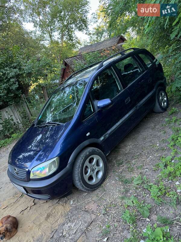 Минивэн Opel Zafira 1999 в Могилев-Подольске