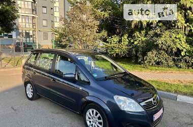 Минивэн Opel Zafira 2008 в Луцке