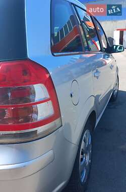 Мінівен Opel Zafira 2008 в 
