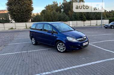 Минивэн Opel Zafira 2009 в Луцке