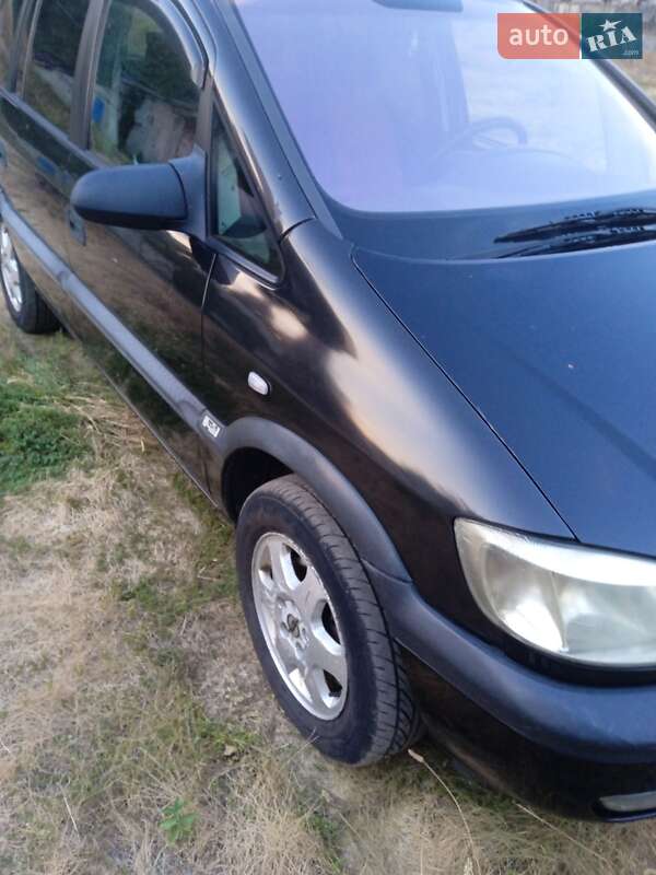 Минивэн Opel Zafira 2002 в Иванкове фото 2 Минивэн Opel Zafira 2002 в Иванкове