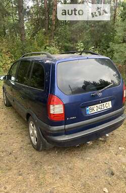 Минивэн Opel Zafira 2003 в Ровно