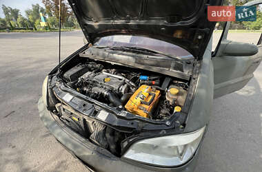 Мінівен Opel Zafira 2002 в 