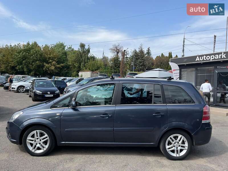 Минивэн Opel Zafira 2007 в Виннице