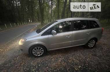 Мінівен Opel Zafira 2010 в Луцьку