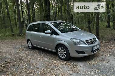 Мінівен Opel Zafira 2010 в Луцьку