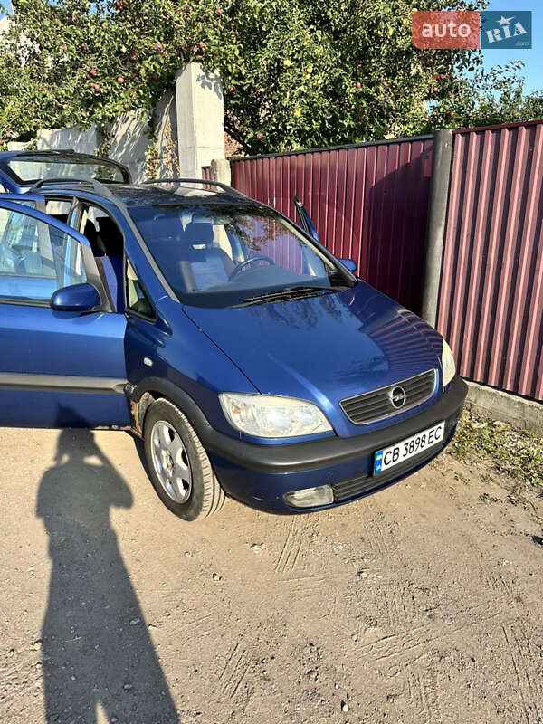 Opel Zafira 2002