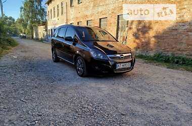 Минивэн Opel Zafira 2012 в Калуше