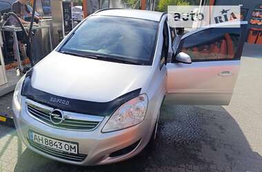 Мінівен Opel Zafira 2009 в Полтаві