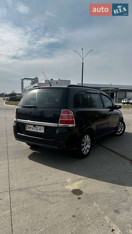 Мінівен Opel Zafira 2008 в Коростені