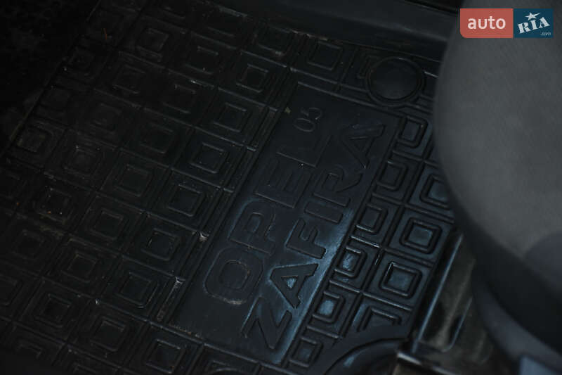 Минивэн Opel Zafira 2006 в Львове