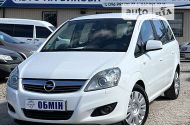 Минивэн Opel Zafira 2011 в Кривом Роге