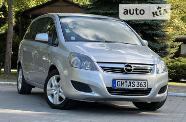 Мінівен Opel Zafira 2011 в Трускавці