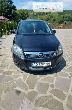 Мінівен Opel Zafira 2011 в Воловцю