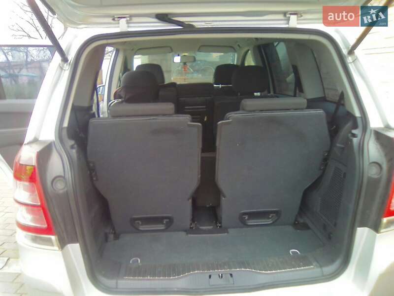 Мінівен Opel Zafira 2008 в Житомирі