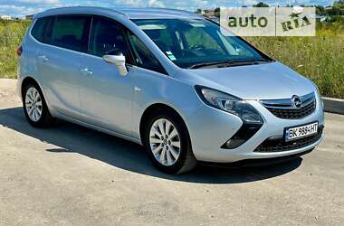 Мікровен Opel Zafira 2015 в Рівному