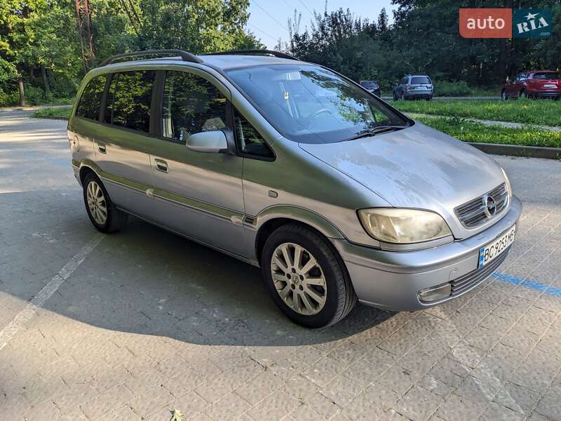 Opel Zafira 2005