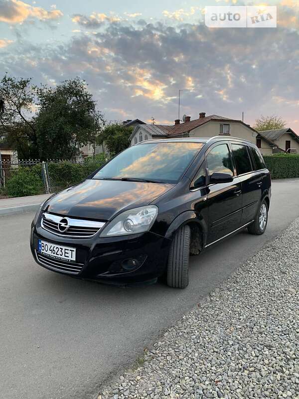 Минивэн Opel Zafira 2009 в Теребовле