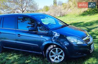 Минивэн Opel Zafira 2008 в 