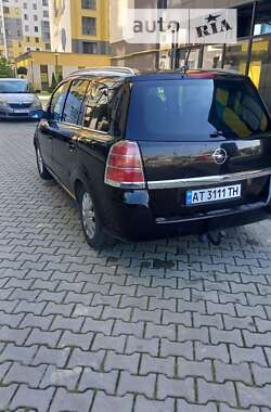 Мінівен Opel Zafira 2007 в Івано-Франківську