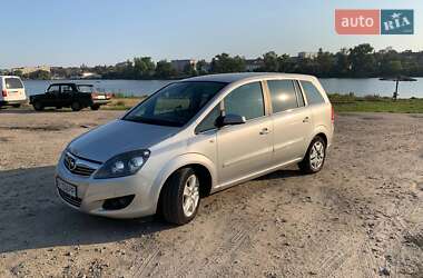 Минивэн Opel Zafira 2011 в Сквире