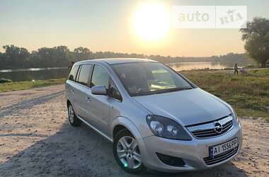 Минивэн Opel Zafira 2011 в Сквире