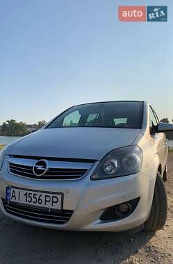 Минивэн Opel Zafira 2011 в Сквире