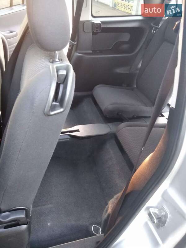 Мінівен Opel Zafira 2004 в Нікополі