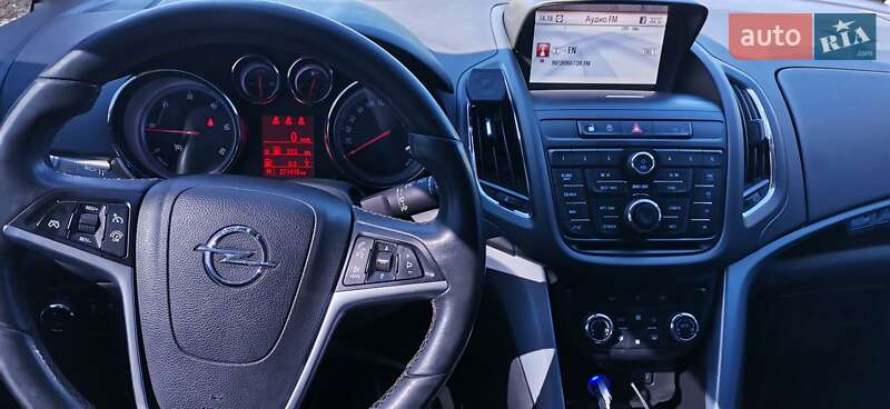 Минивэн Opel Zafira 2012 в Днепре