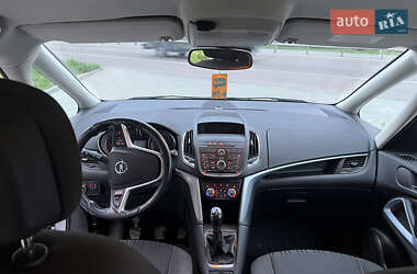 Мікровен Opel Zafira 2014 в Житомирі