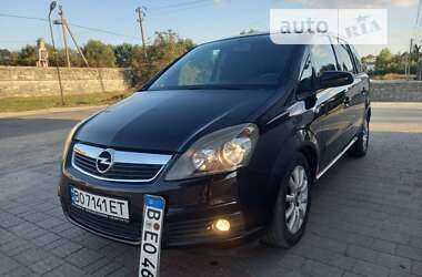 Минивэн Opel Zafira 2005 в Тернополе