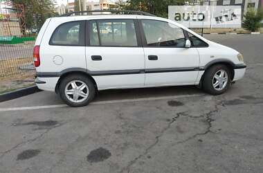 Мінівен Opel Zafira 2001 в Києві