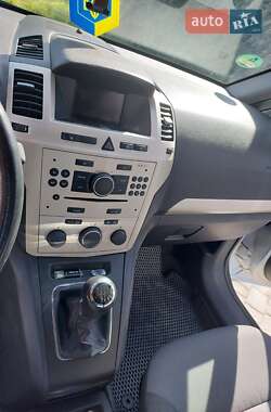 Мінівен Opel Zafira 2008 в Тернополі