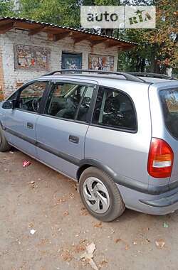 Мінівен Opel Zafira 2001 в Черкасах