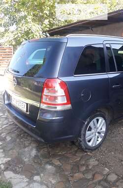 Минивэн Opel Zafira 2008 в Косове